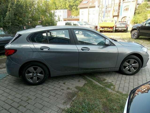 BMW 118118i Navi,LED,Sitzheizung